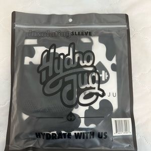 NWT LE Cow HydroJug Sleeve